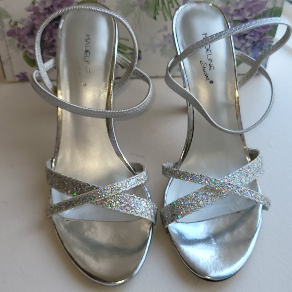 Madeline Stuart silver strappy heals